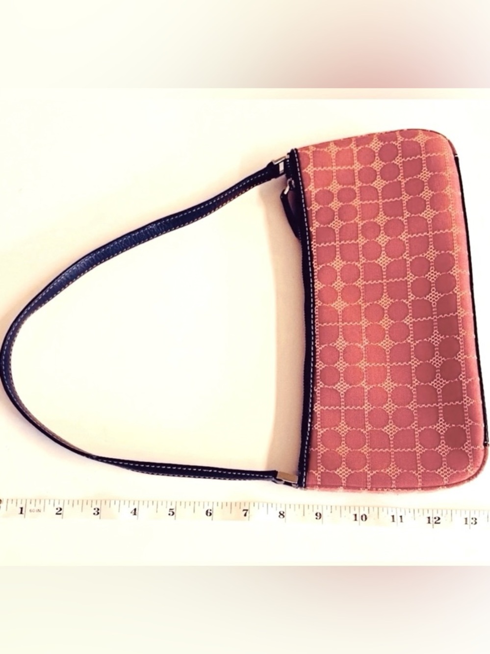 Kate Spade-Classic preppy pink fabric and brown leather strap.Shoulder bag - Picture 4 of 11